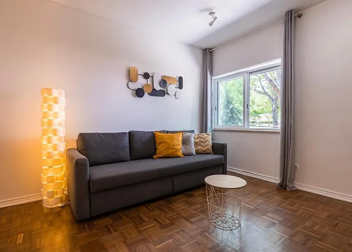Carcavelos Retreat