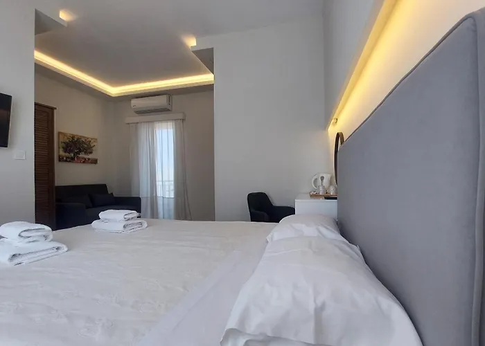 Hotel Avra