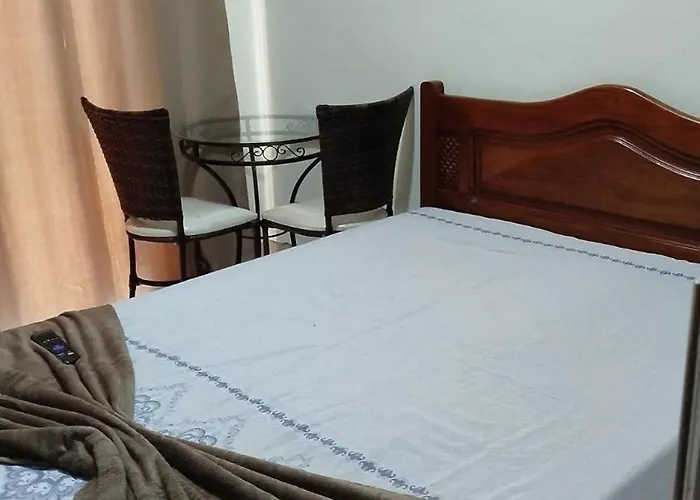 A H Amabillehouse Suite