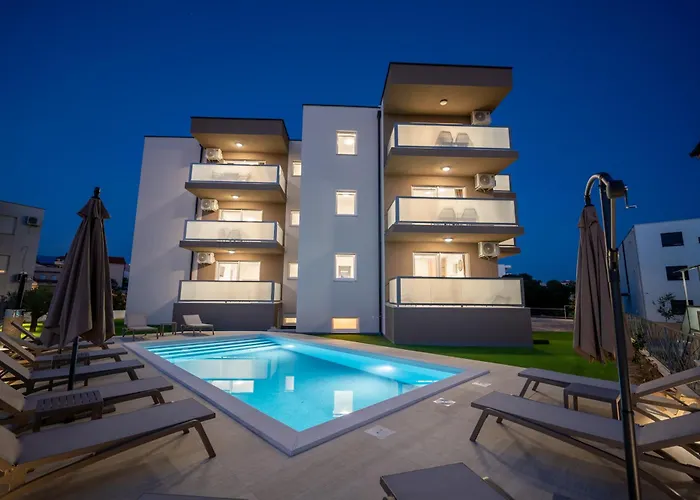 Poolside Hideout Apartments