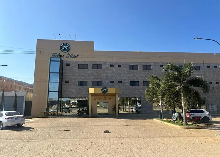 Felipe Hotel