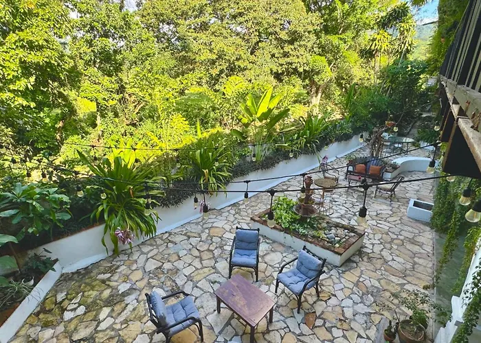 Garden Hotel