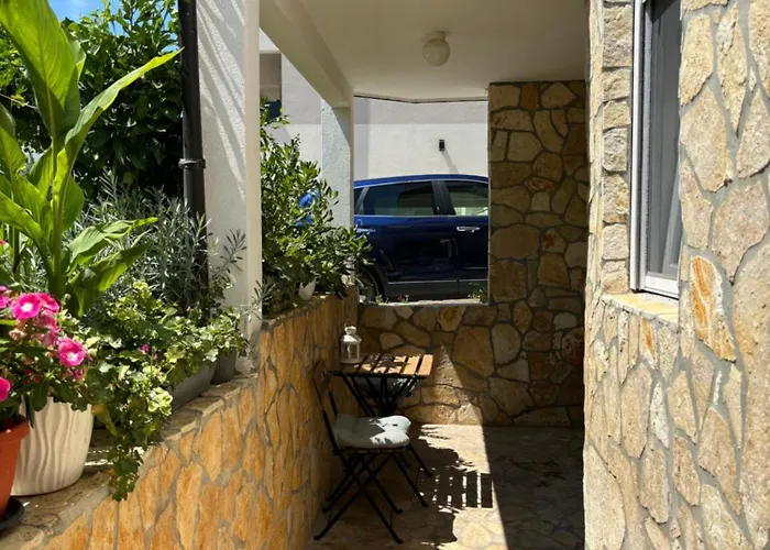 Apartments Parac