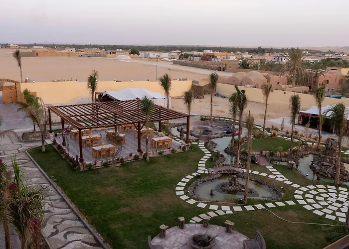 Azad Siwa Hotel