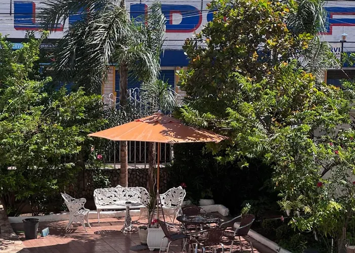 Hotel Coqueiros