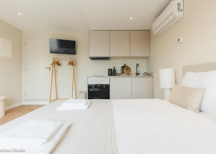 Harbour Suites