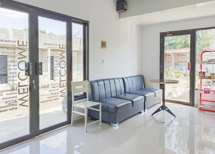 Urbanview Hotel Praoe Lajar Tegal