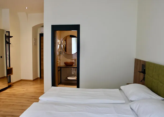 City Inn 24H Self Check-In By H&H Hotels