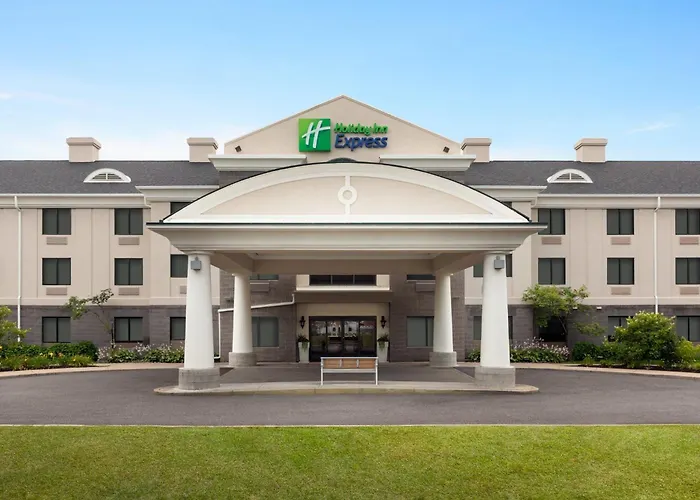 Holiday Inn Express Syracuse Airport By Ihg