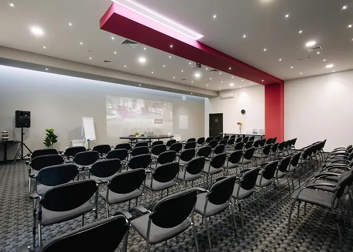 Amarant Urban Hotel By Chm