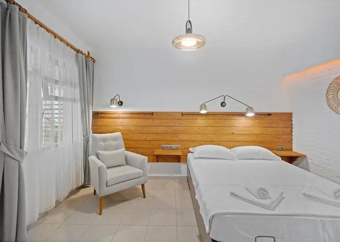 Avlu Otel Palamutbuekue