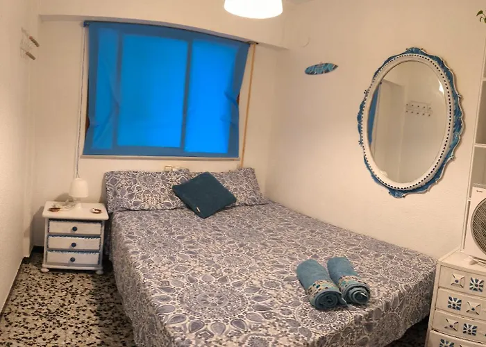 Blue Double Private Room At Front Beach - Habitacion En La Playa Piso Compartido