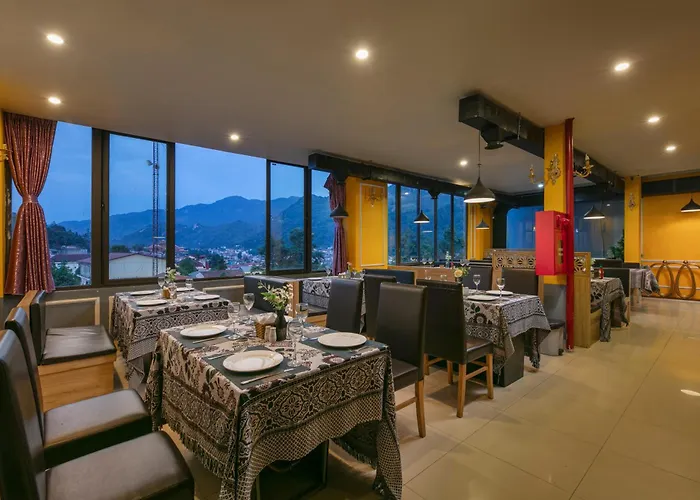 Glow Sapa Hotel