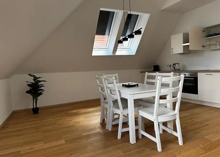 Stunning Central 4Br Penthouse - Ac, Netflix & Stift View