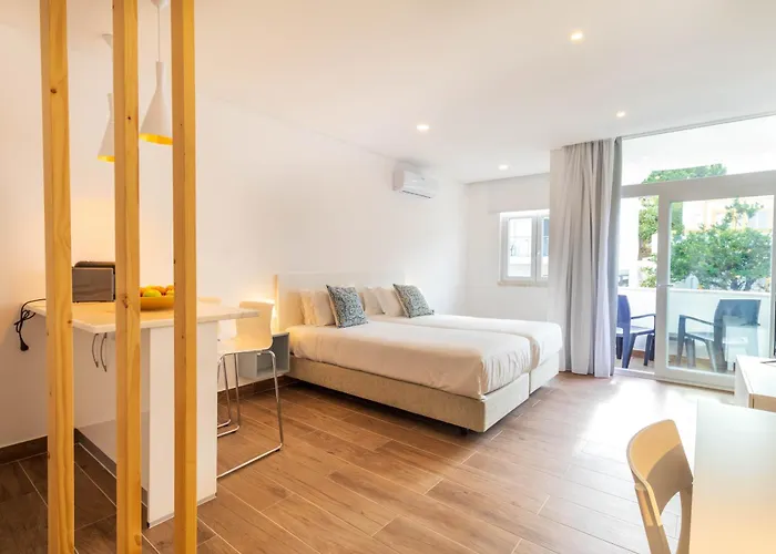 The Navigator - Ocean Heights & Residences