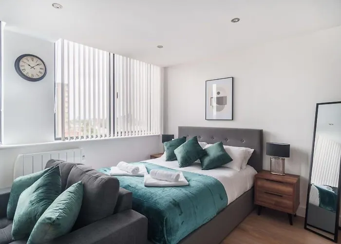 Stay Zeni, Alexandra Rise Manchester Cosy Studio