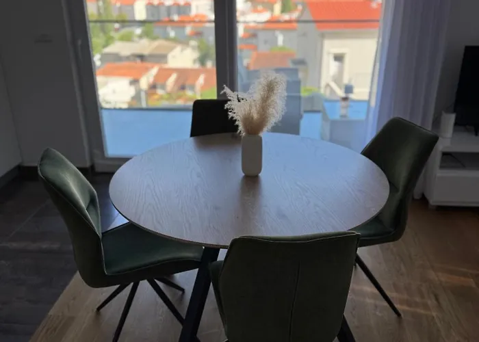 Apartments Elin