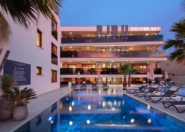 Malibu Imperial Seafront Apartments