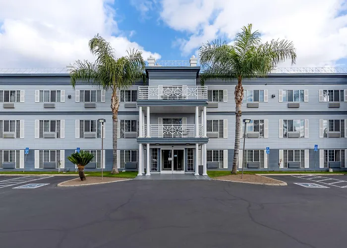 Best Western Colonial Inn