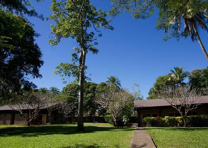 Tanoa Skylodge Hotel