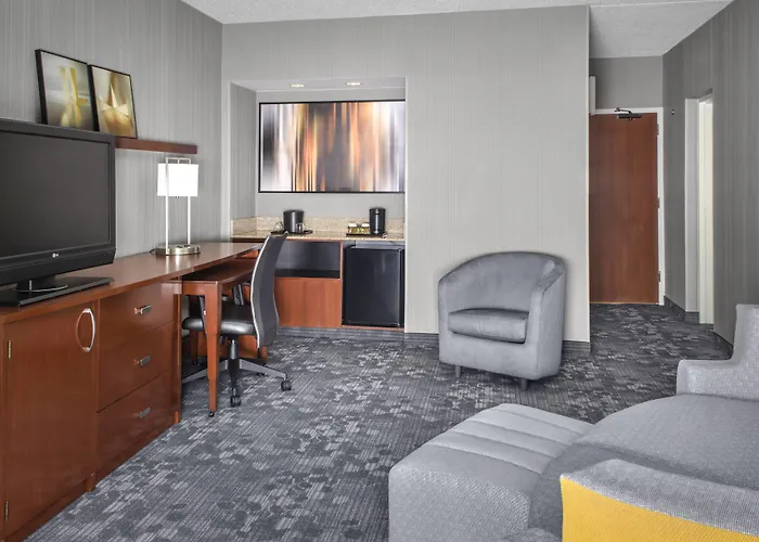Courtyard By Marriott Rye