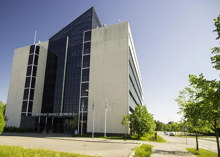 Skyline Airport Hotel