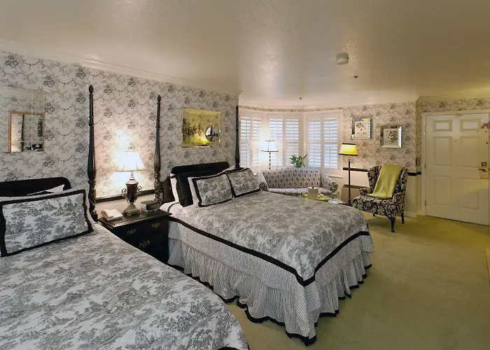Apple Farm Inn