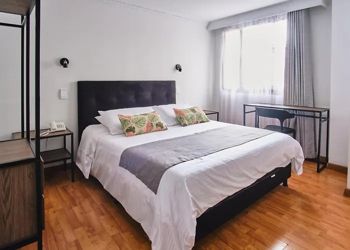 Hotel Virrey Central