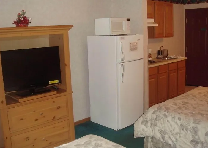 Townhouse Inn & Suites Omaha