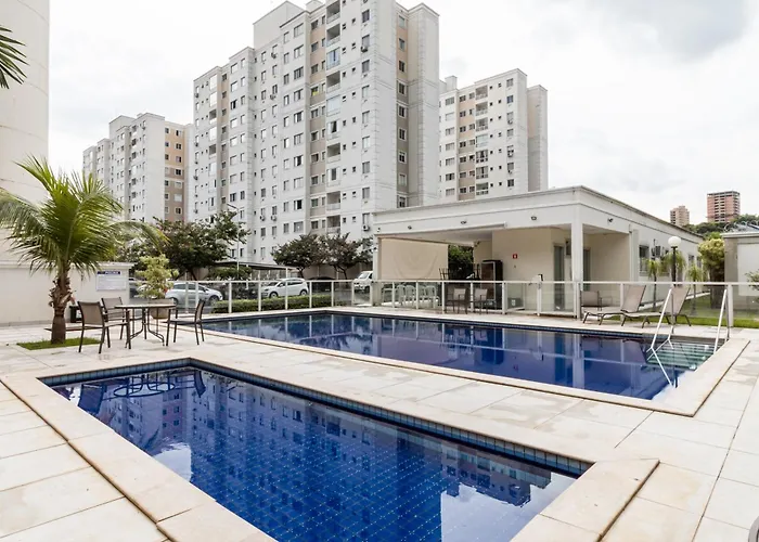 Flats Praia Uberlandia - Apt próximo ao Praia Clube - Area de lazer com Portaria 24 horas, piscina, academia, brinquedoteca, churrasqueira e áreas verdes para caminhadas