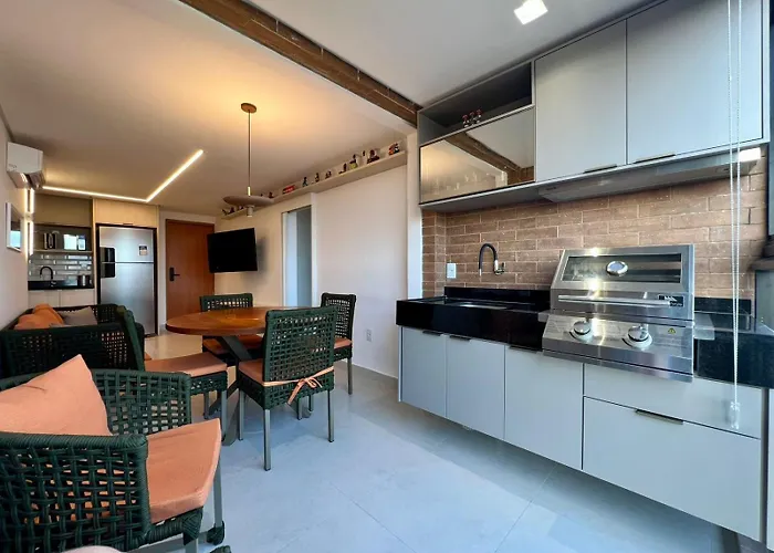 Apto completo em Cabedelo, proximo a João Pessoa com 2 quartos, cozinha completa e ar condicionado e varanda Gourmet
