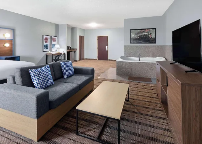 Americinn By Wyndham Grinnell