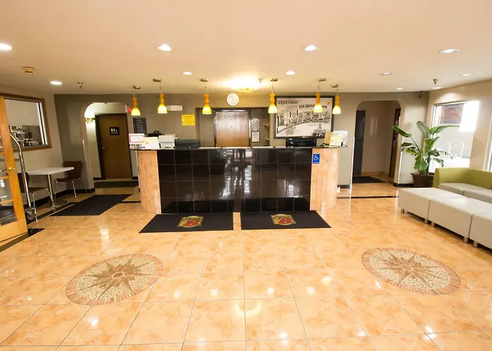 Super 8 By Wyndham Chicago O'Hare Airport