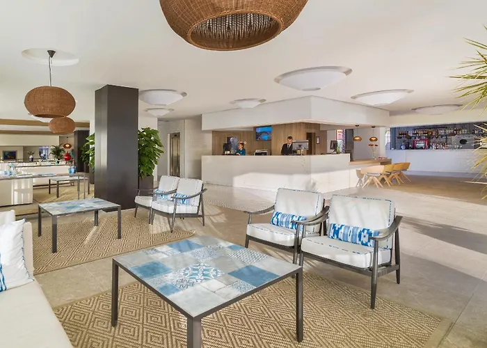 H10 Casa Del Mar