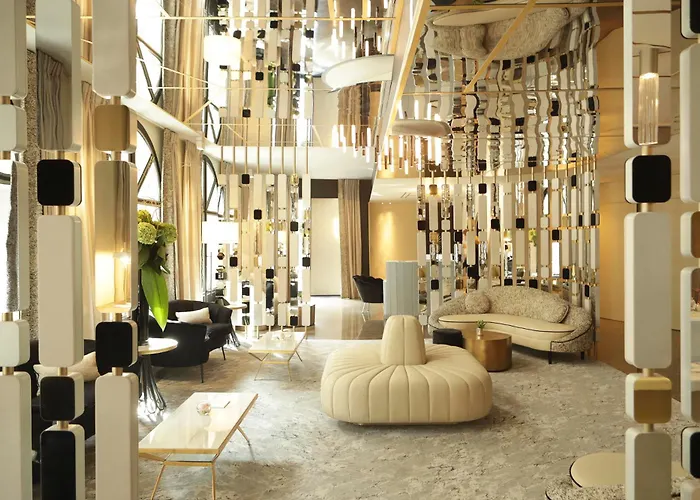 Hotel Le Derby Alma By Inwood Hotels París