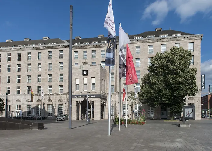 Wyndham Duisburger Hof Hotel