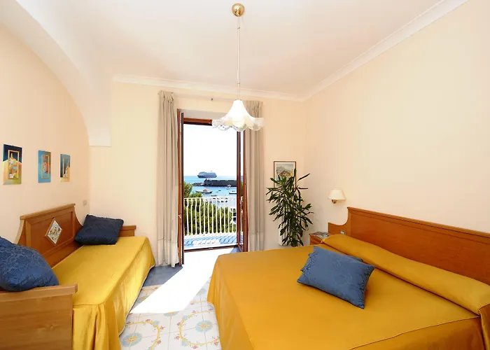 Hotel La Bussola