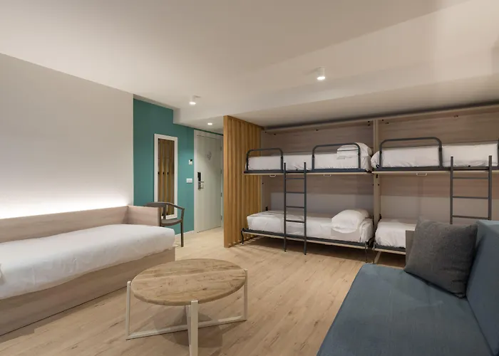 Hotel & Aparthotel Cosmos