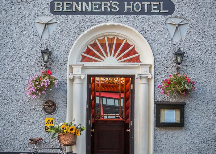 Dingle Benners Hotel