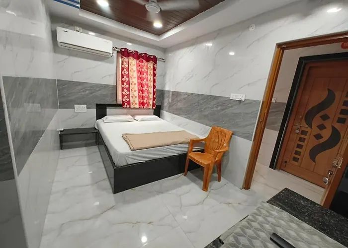 Sree Narahari Luxury Residency Mantralayam