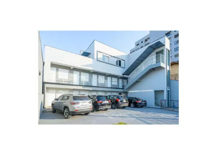 Studio aconchegante com piscina a 350m da praia