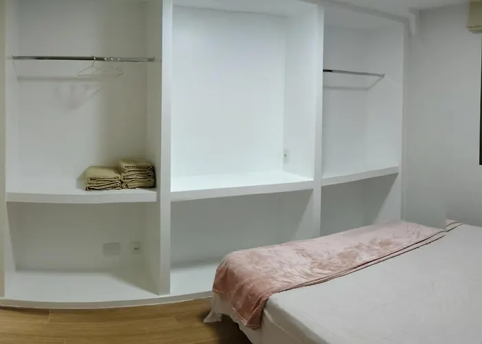 Apartamento 3 dormitórios Granja Viana