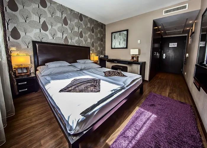 Charm Hotel Budapest - Formerly Boutique Hotel Budapest