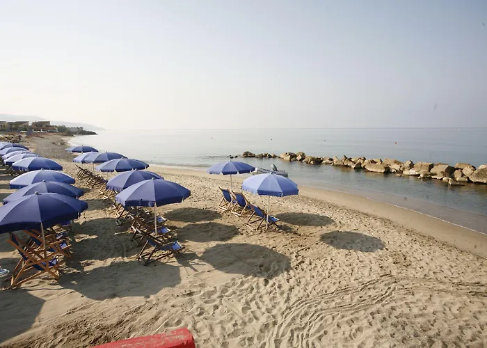 Hotel Leucosya