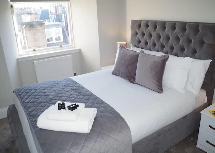 Dreamhouse Apartments Glasgow St Vincent Street