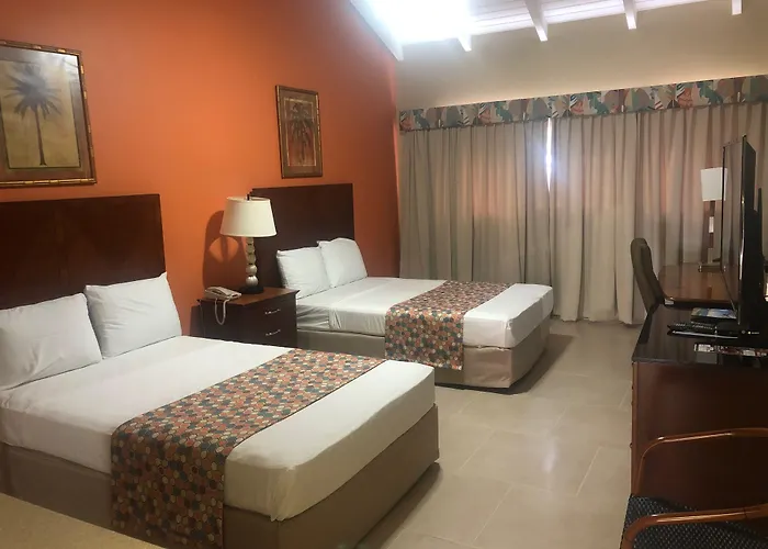 Carl'S Unique Inn & Conference Facilities
