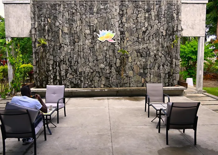 Sol Sanctum - Boutique Wellness Hotel