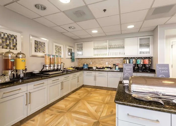 Homewood Suites By Hilton At Carolina Point - Greenville