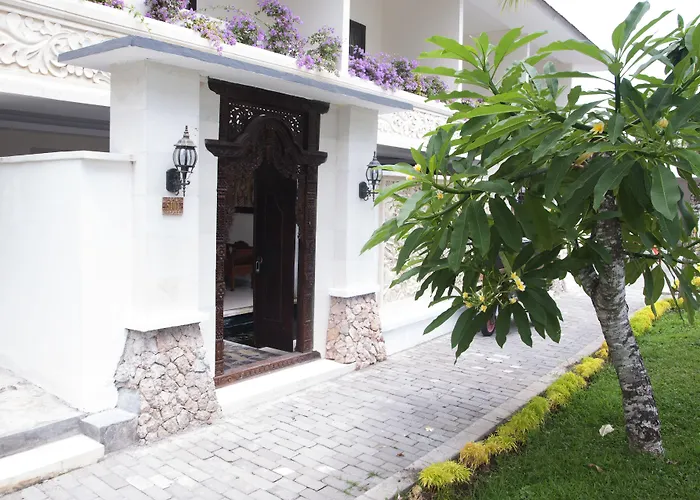 Puri Saron Senggigi Hotel
