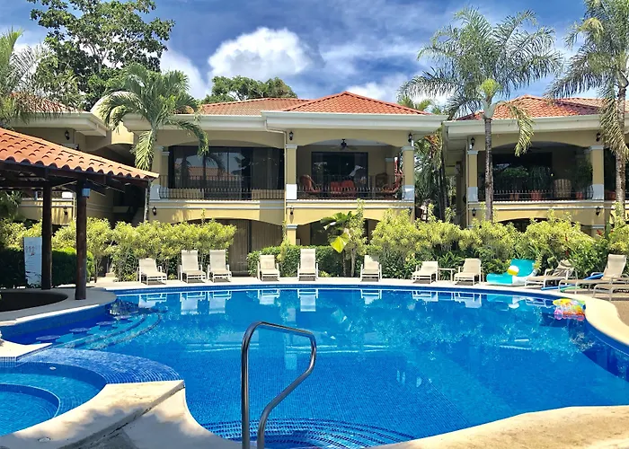 Monte Carlo Luxury Condominiums Jaco
